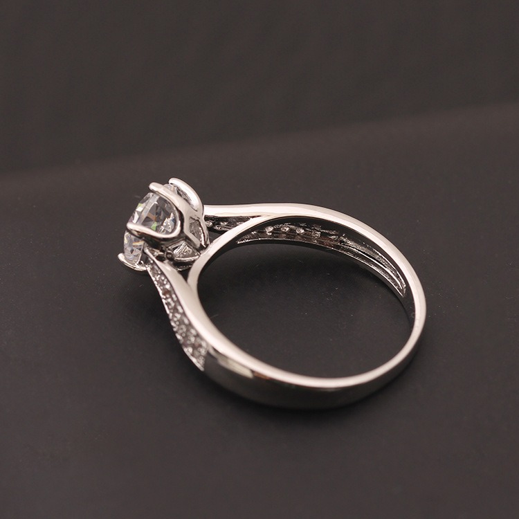 首飾品時尚簡約經典六爪仿鉆戒女款戒指-細節圖5