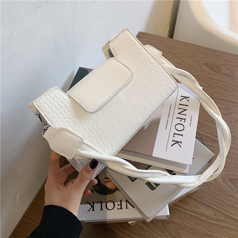 韓國ins小眾設計高級感法式腋下包女2021新款鱷魚紋奶茶色腋下包-細節圖2