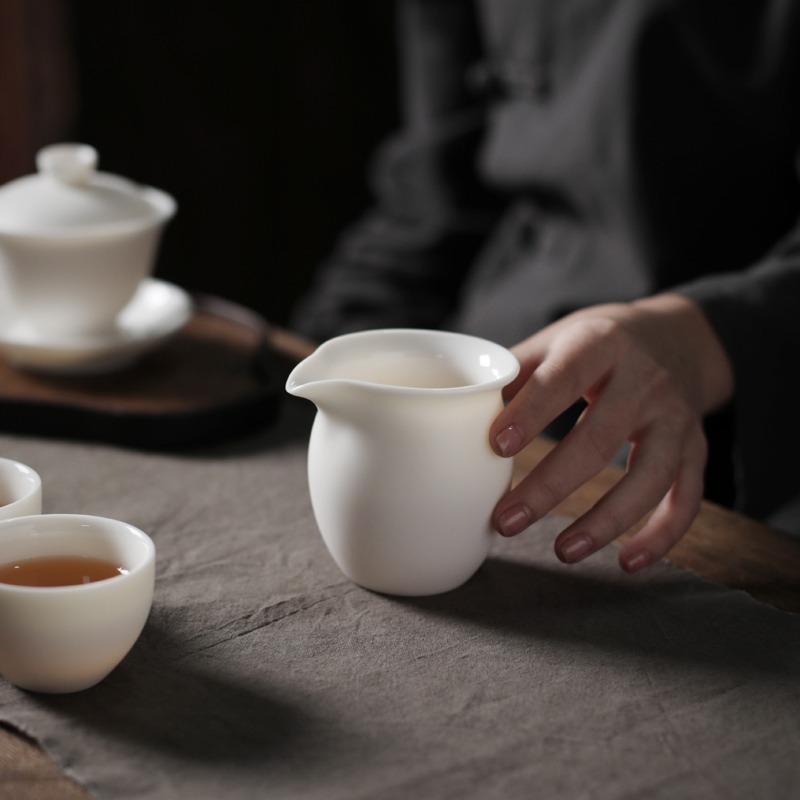 萬寒 白瓷公道杯茶漏套裝陶瓷茶漏杯公杯茶海單個茶具配件分茶器-細節圖5