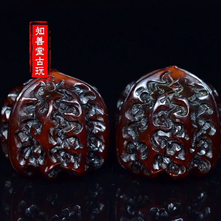 收藏西藏老?牛角雕刻核桃健身球手球牛角文玩核桃手把件-細節圖9