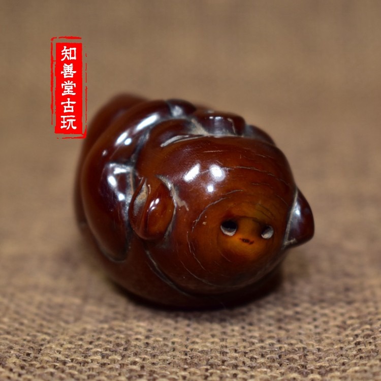 ?牛角雕刻可愛生肖豬小掛件牛角仿古雕手把件小擺件文玩角雕古玩-細節圖4