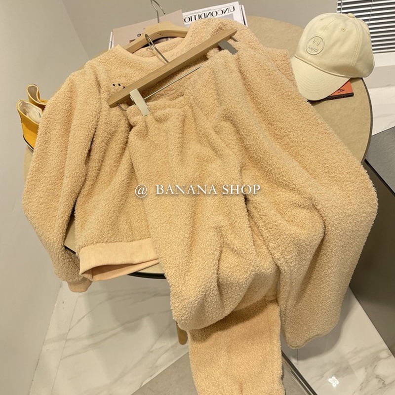 香蕉芭那那 女裝刺繡笑臉睡衣加絨闊腿褲套裝女顆粒絨圓領兩件套-細節圖2