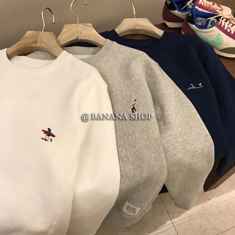 香蕉芭那那2021初秋新款滑板小人刺繡純色寬松加絨圓領長袖衛衣女-細節圖3