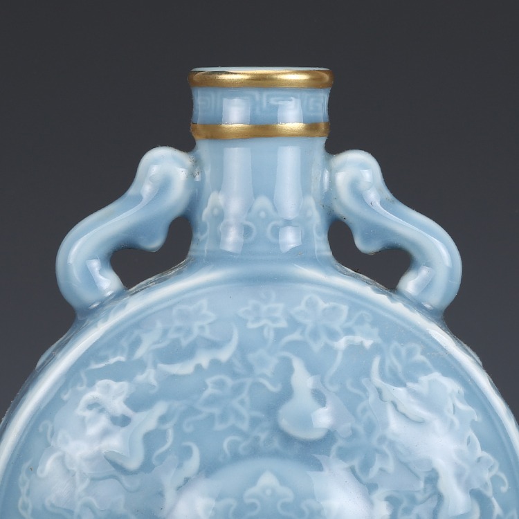 大清乾隆天藍釉描金雕刻如意紋扁瓶仿古瓷器古董古玩包老保真擺件-細節圖2