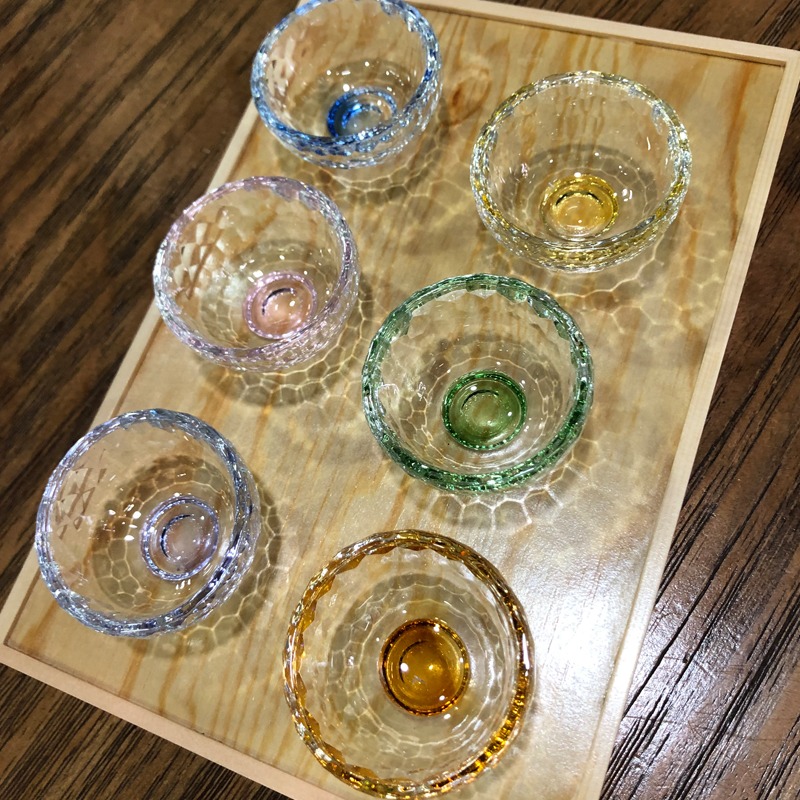日式彩色玻璃杯 單人份果酒杯酒杯花茶杯清酒杯 手工雕刻杉木酒盒-細節圖2