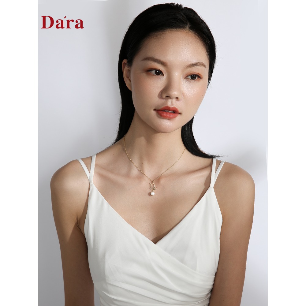 戴拉/dara仿珍珠字母項鏈女輕奢小眾設計年新款高級感鎖骨鏈-細節圖3