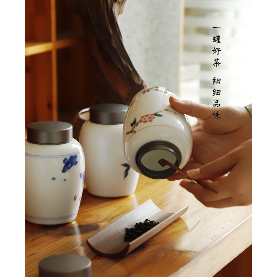 手繪白瓷茶葉罐密封罐家用儲茶罐青花保鮮罐茶倉合金罐蓋-細節圖4