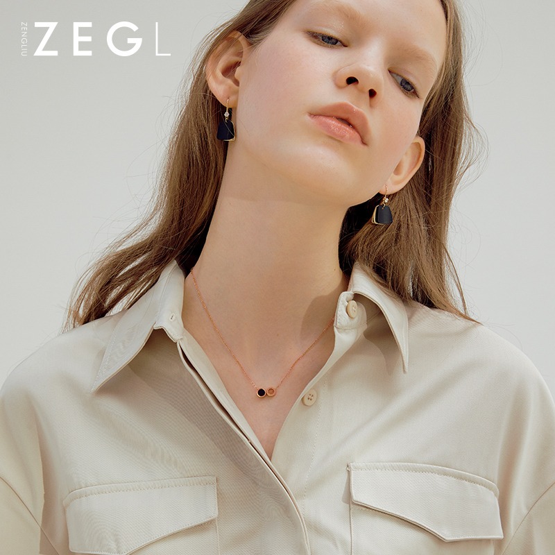 ZEGL雙圓環鈦鋼項鏈女潮網紅鎖骨鏈氣質簡約黑色瑪瑙吊墜裝飾頸鏈-細節圖2