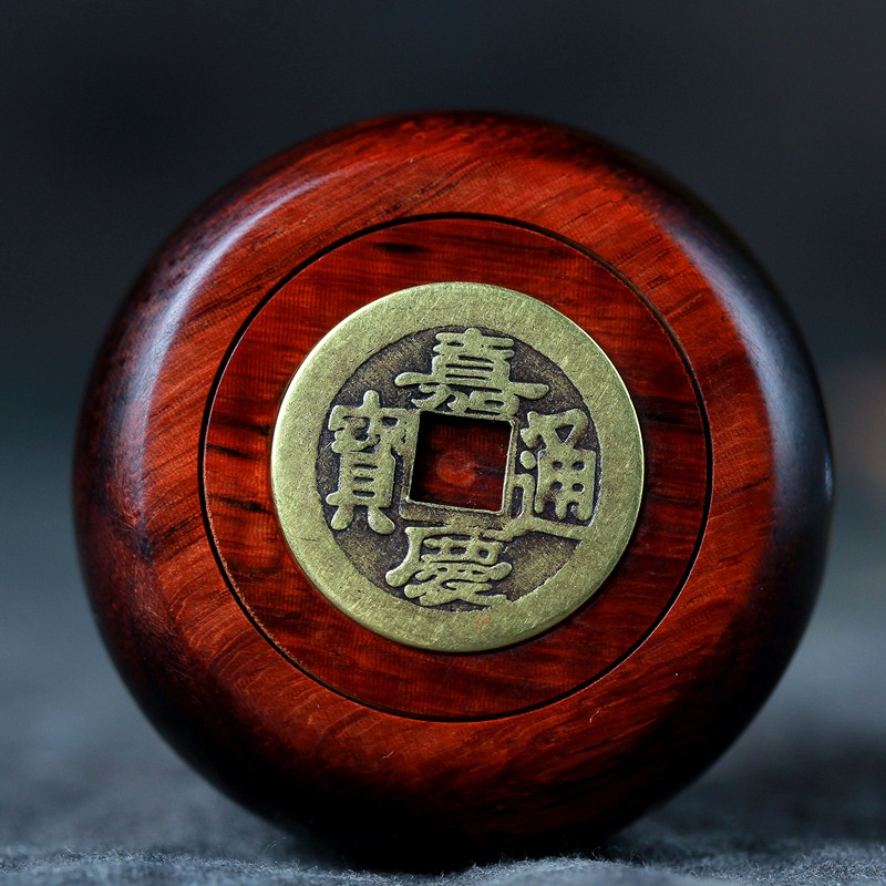 指間捻實木小葉紫檀勢來運轉文玩手把件迷你簡約銅錢按摩隨身攜帶-細節圖2