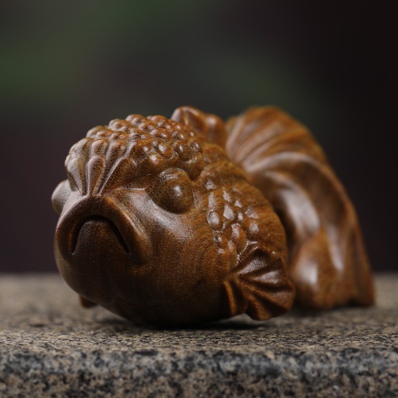 綠檀木小魚手把件檀香木小魚年年有魚工藝品桌面文玩擺件創意禮物-細節圖3