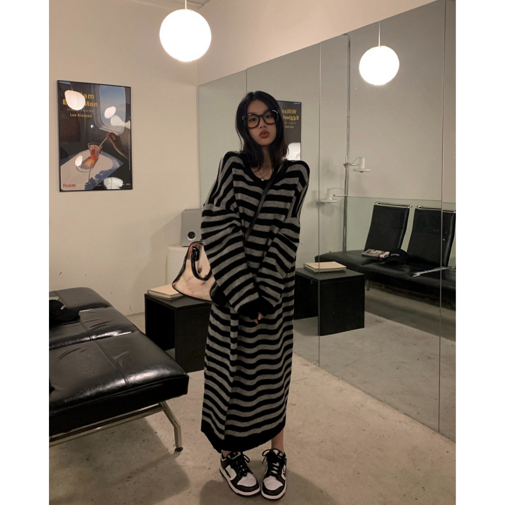 中長款開叉條紋連衣裙女秋冬年新款慵懶風寬松內搭打底裙裙子-細節圖4