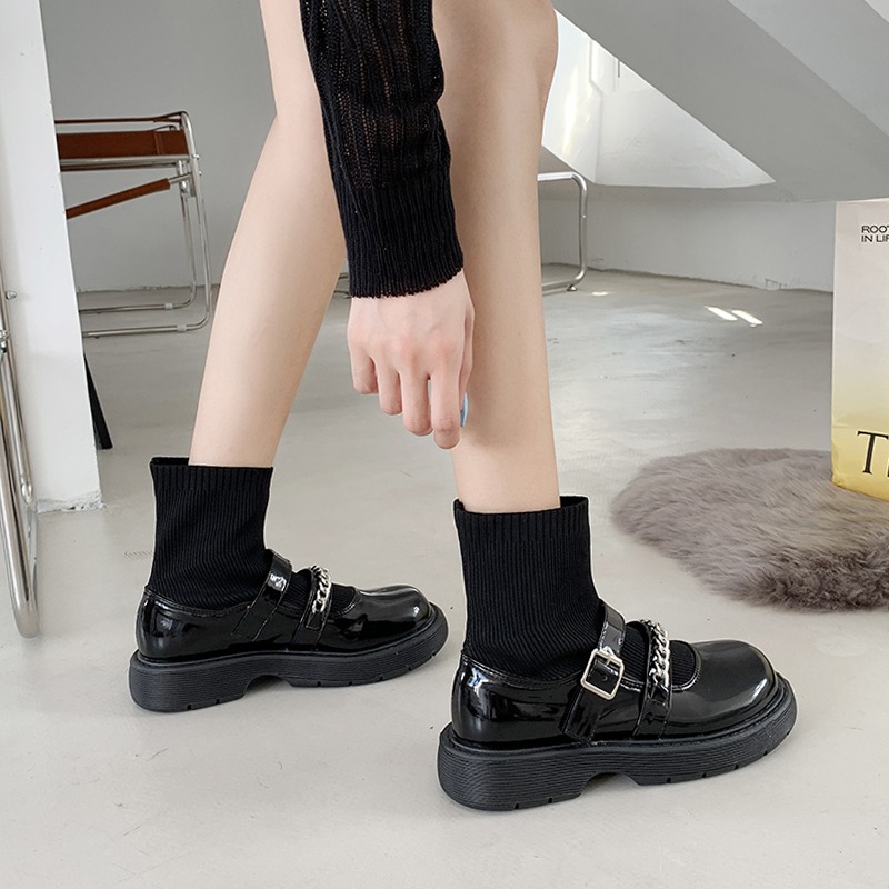 圓頭復古小皮鞋2021瑪麗珍短靴女粗跟皮帶扣鏈條單靴針織套筒襪靴-細節圖4