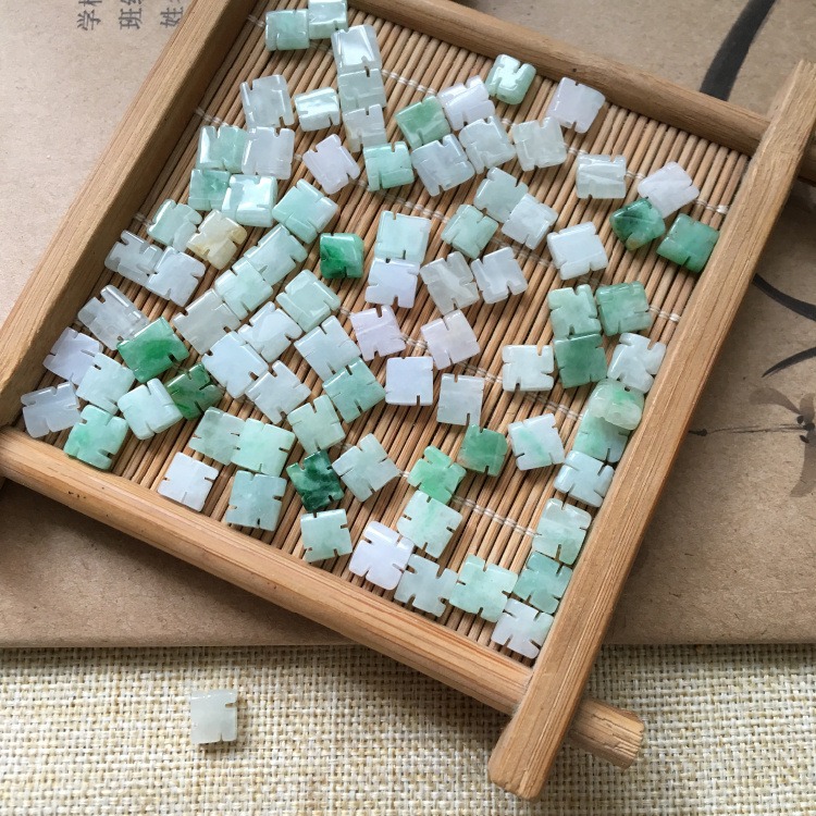 翡翠萬字結 diy編織配飾萬字符玉石散珠手鏈配珠玉石配件玉器-細節圖2