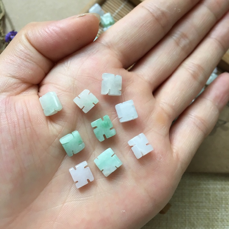 翡翠萬字結 diy編織配飾萬字符玉石散珠手鏈配珠玉石配件玉器-細節圖6