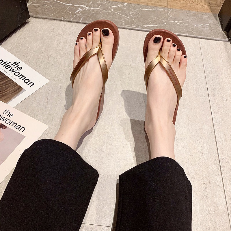 網紅休閑海邊沙灘鞋女夏季時尚純色ins可外穿簡約坡跟港風人字拖-細節圖3