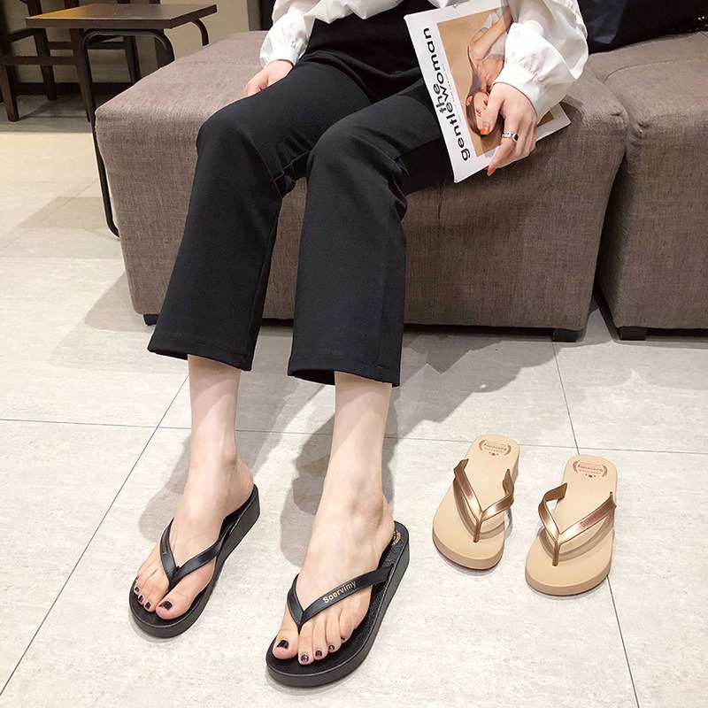 網紅休閑海邊沙灘鞋女夏季時尚純色ins可外穿簡約坡跟港風人字拖-細節圖4