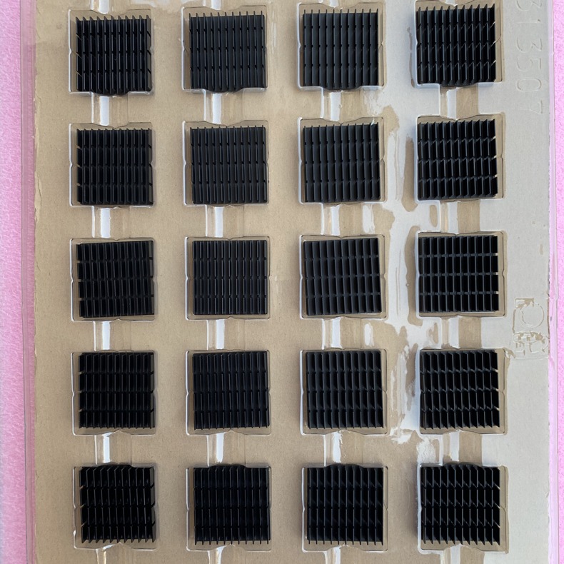 AAVID 323808 45x45x10mm 低風阻 帶粘性導熱墊 散熱器 散熱片-細節圖2