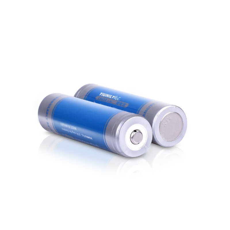 銳尼 原裝18650鋰電池 3.7V 可充電手電筒頭燈釣魚燈電池大容量-細節圖3