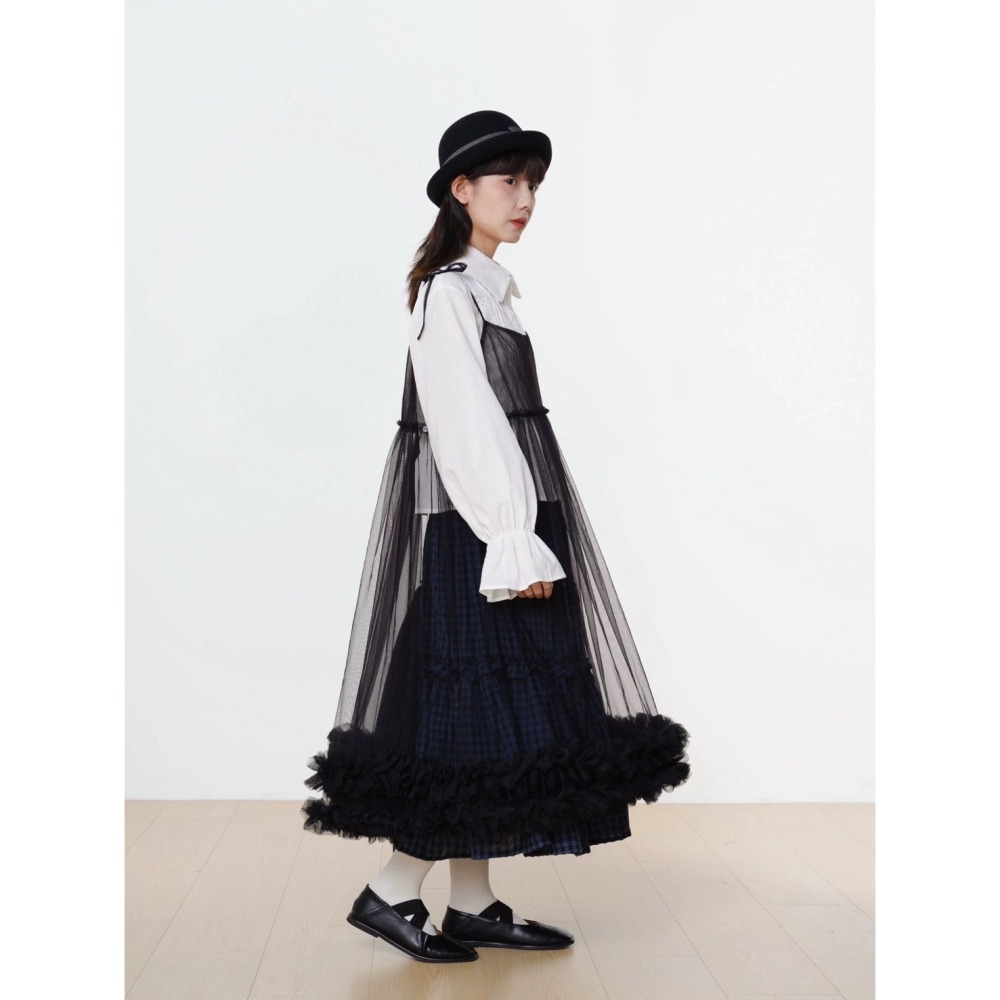 kumo select 重工蕾絲吊帶外罩（共兩色）-細節圖3