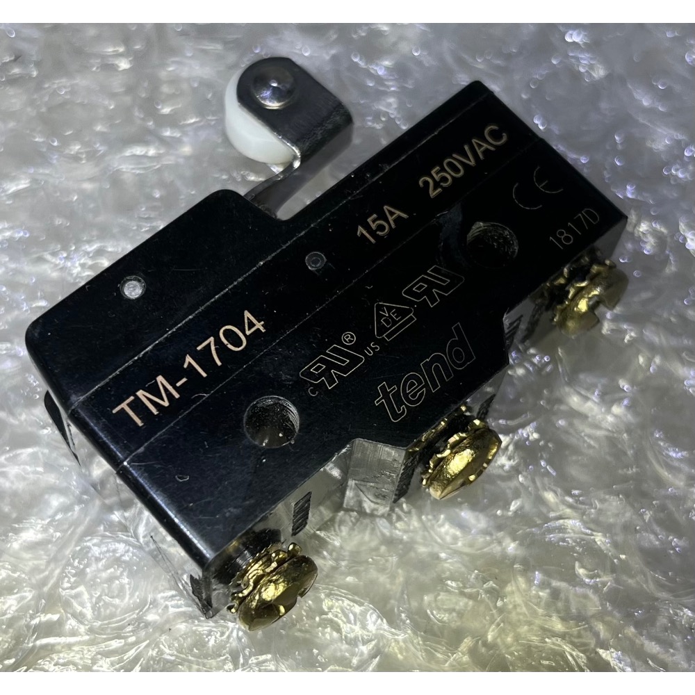 ◢ 簡便宜 ◣ 二手 天得 TEND 限動開關 微動開關 TM-1704-細節圖2