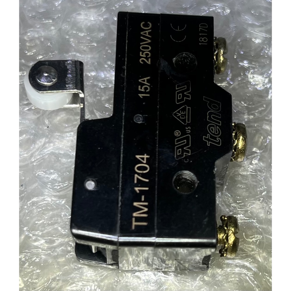 ◢ 簡便宜 ◣ 二手 天得 TEND 限動開關 微動開關 TM-1704-細節圖3