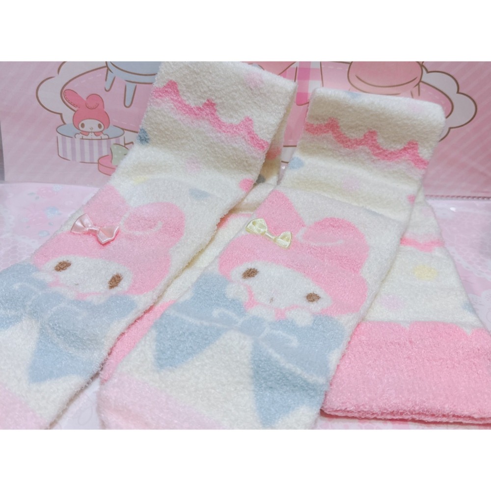 ♥小花花日本精品♥現貨 KITTY 美樂蒂 絨毛長襪 膝上襪 襪子 褲襪 保暖襪~8-細節圖6