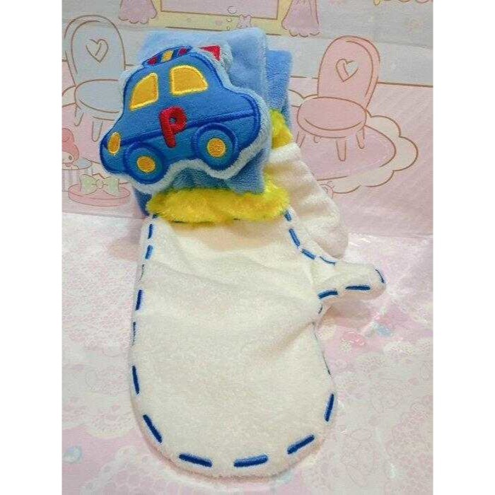 ♥小花花日本精品♥ 美樂蒂 小汽車 保暖圍巾 手套~8-細節圖5