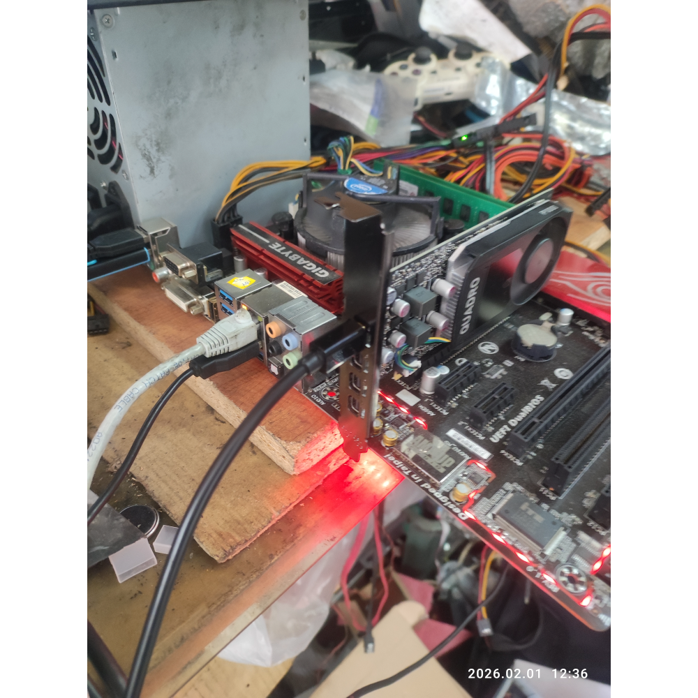 賣二手良品賣二手良品四孔迷你DP的Nvida Quadro P1000 DDR5 4G繪圖顯示卡-細節圖2