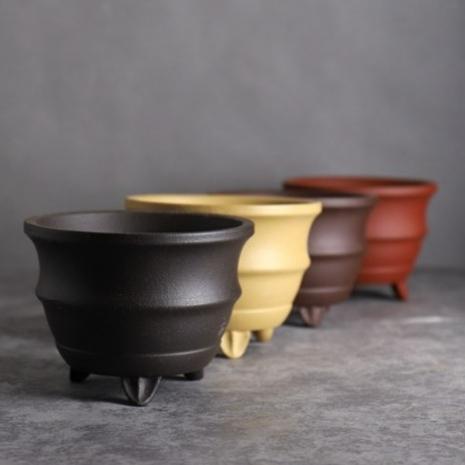 (新上架) 三足金鐘 紫砂 小盆 微型盆 簡約 缽 多肉盆 塊根盆 拇指盆 豆盆-細節圖2