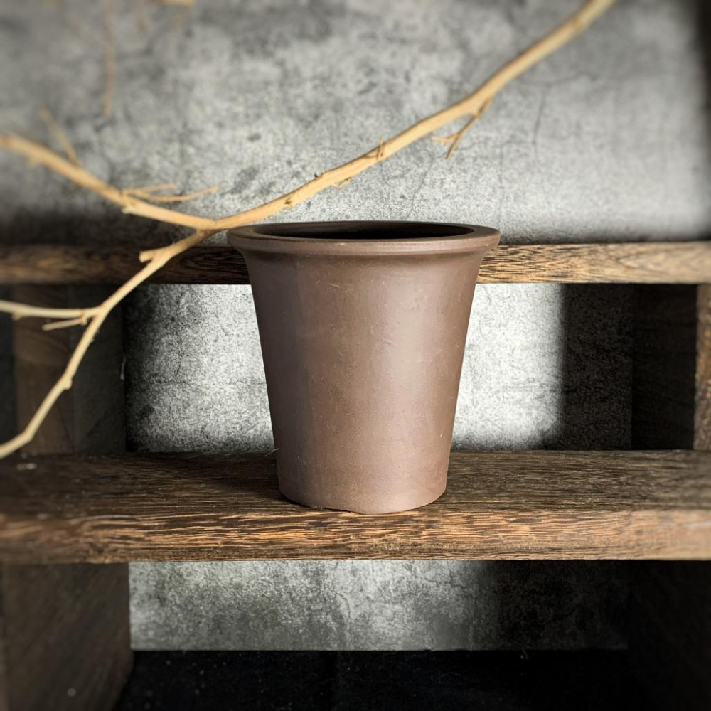 (現貨) 簡約 粗曠 紫砂 大底孔 出水 花盆 簡約 高盆 透氣 缽 花器 龍舌蘭 花燭-細節圖6