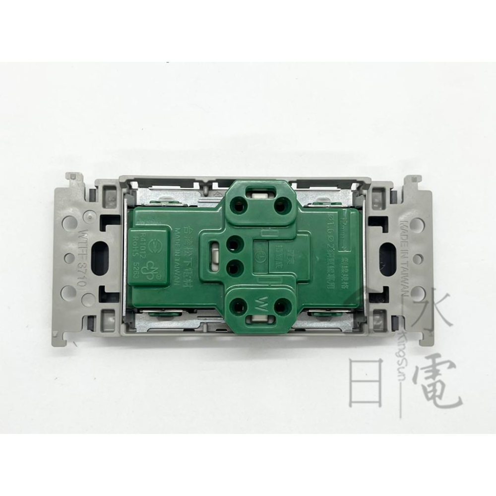 Panasonic國際牌GLATIMA系列 埋入式附接地極雙插座 WTGF1512H 灰色插座-細節圖2