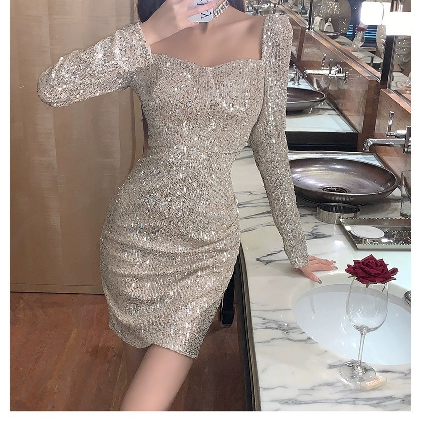 復古風 高貴氣場 超美質感 寬領長袖金色亮片包臀小禮服 金色亮片洋裝 婚禮 婚宴穿搭 氣質 抓皺 晚禮服-細節圖2