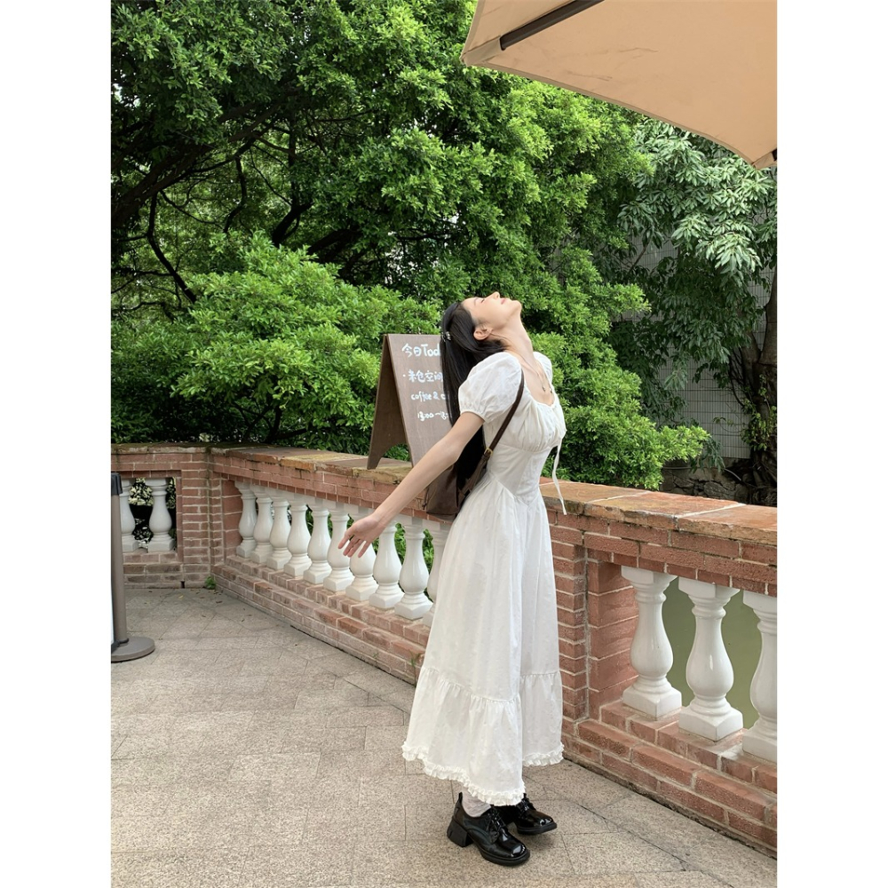 波西米亞 復古風 浪漫氣質 純白色 寬領口露肩 泡泡袖 清純白色抓皺長洋裝 渡假洋裝 連身裙 素面 素色-細節圖7