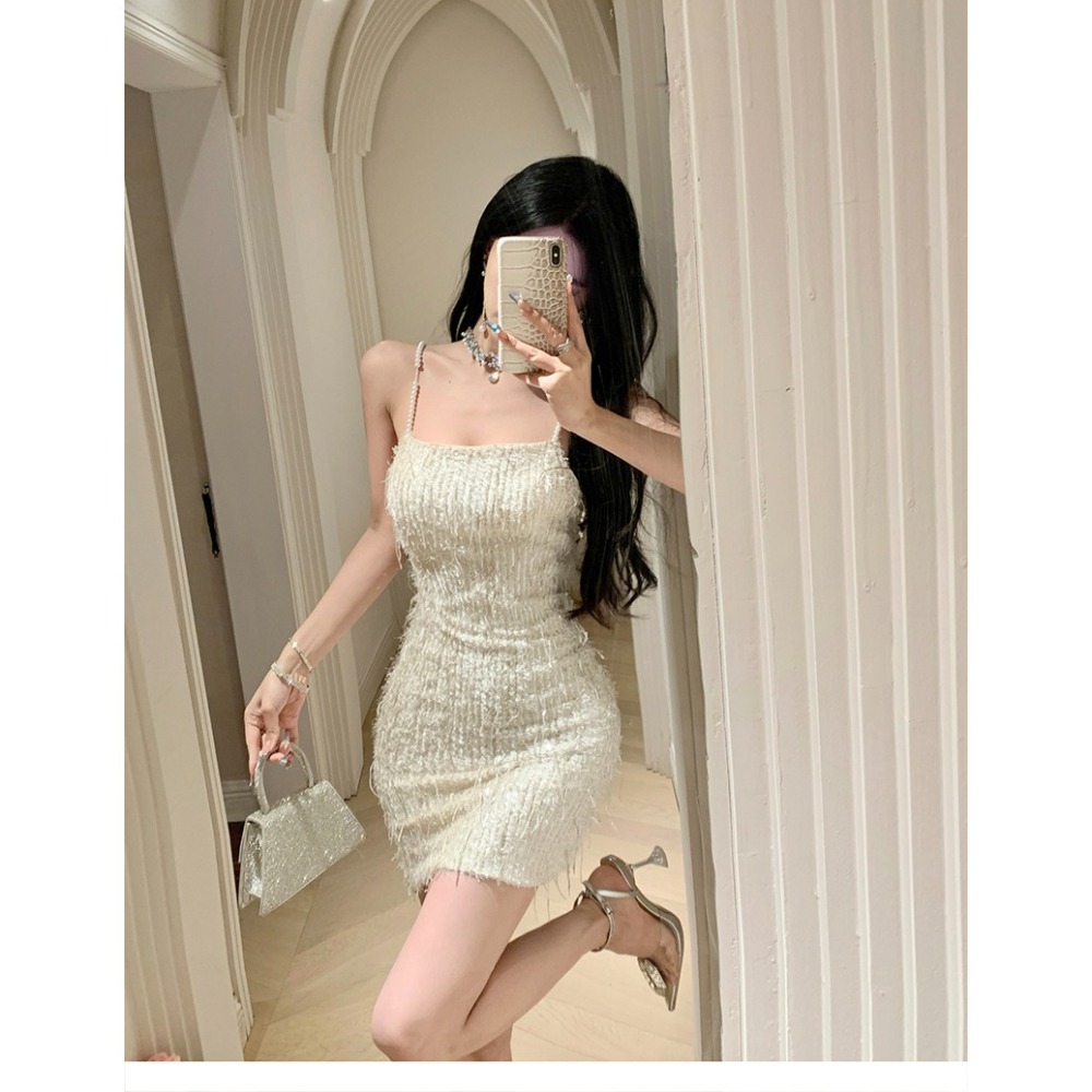 奢華迷人 復古華麗 細肩帶低胸 高質感亮片 閃閃流蘇小禮服 香檳金 合身 包臀 性感洋裝 夜店洋裝 晚宴服 伴娘禮服-細節圖3