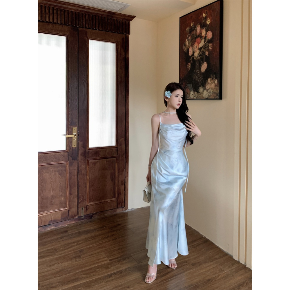 華麗高貴 絲質 緞面細肩帶絲滑印花連身裙 緞面洋裝 柔軟 貼身 性感長洋裝 印花裙 銀色 渡假風 珠光 性感小禮服-細節圖3