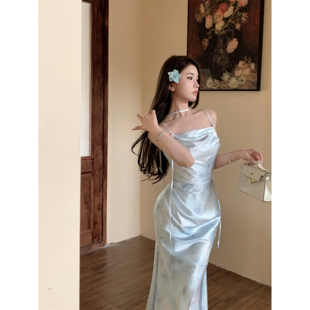 華麗高貴 絲質 緞面細肩帶絲滑印花連身裙 緞面洋裝 柔軟 貼身 性感長洋裝 印花裙 銀色 渡假風 珠光 性感小禮服-細節圖8