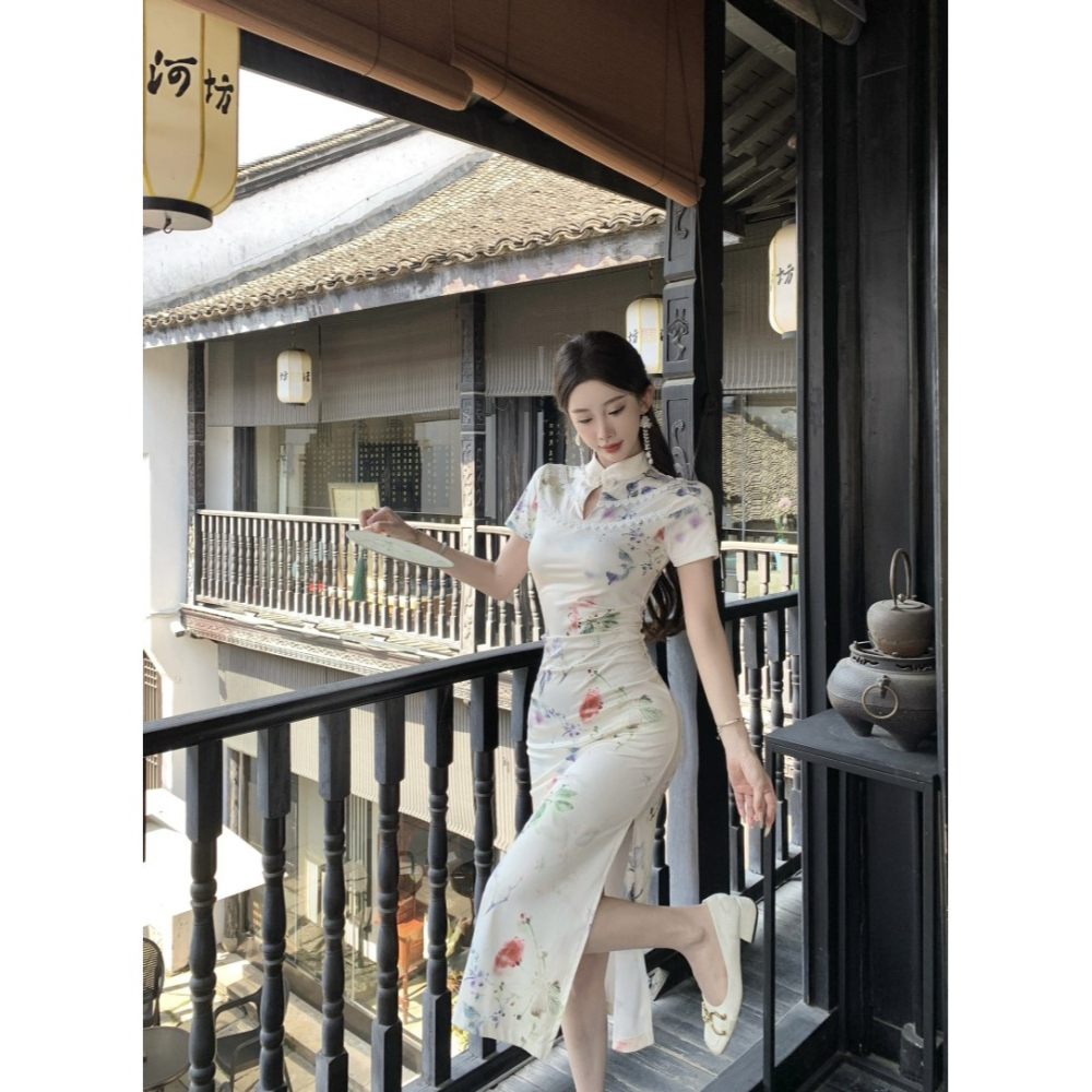 古典美人 優雅中國風 氣質印花質感露腿改良旗袍 性感旗袍 開叉 碎花旗袍 大尺碼 復古旗袍 攝影 古著 白色旗袍-細節圖2