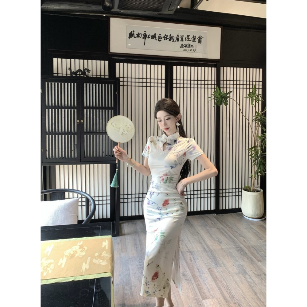 古典美人 優雅中國風 氣質印花質感露腿改良旗袍 性感旗袍 開叉 碎花旗袍 大尺碼 復古旗袍 攝影 古著 白色旗袍-細節圖6