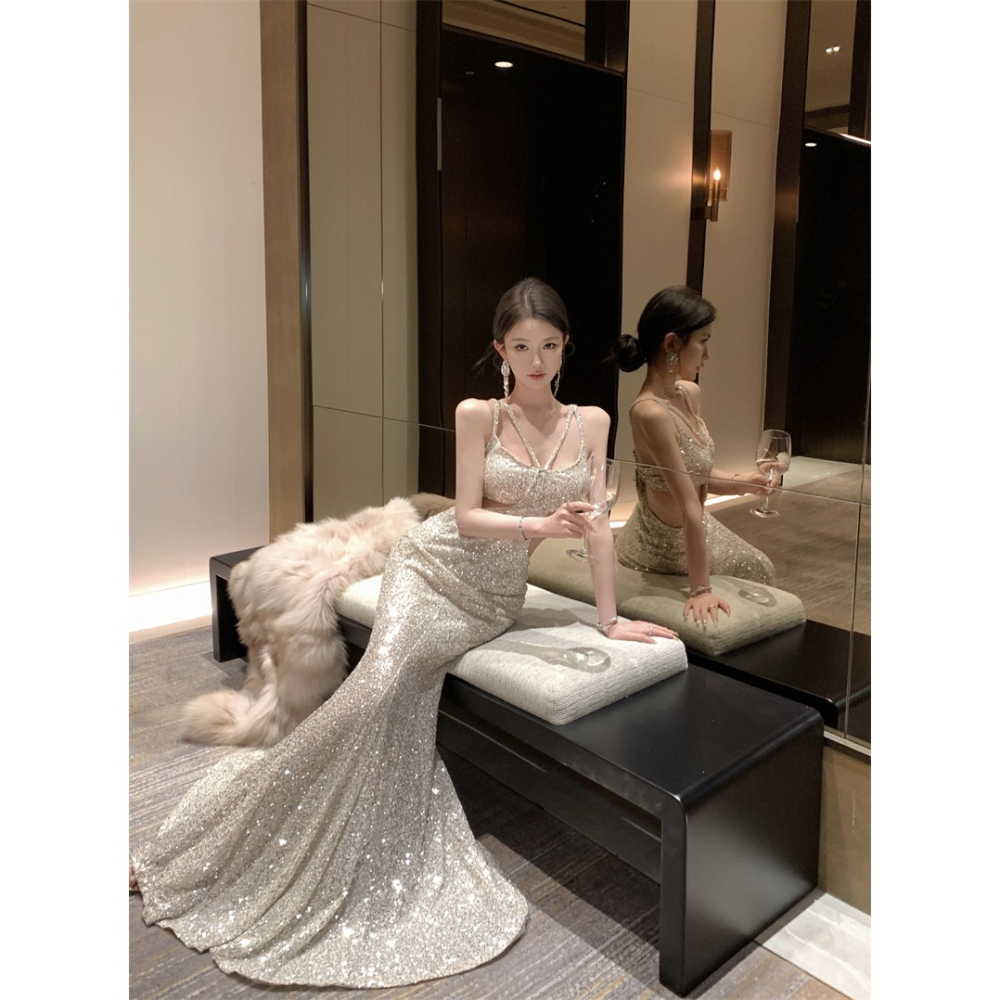 絕美 奢華高雅 細肩帶高貴銀色亮片魚尾長禮服 華麗風 復古 亮片禮服 銀色亮片禮服 新娘禮服 晚宴服 晚禮服 縷空-細節圖4