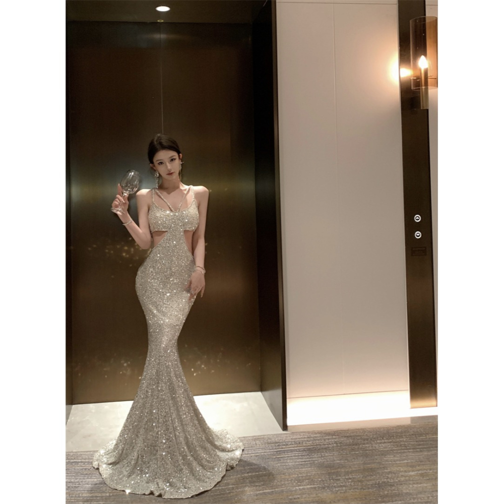 絕美 奢華高雅 細肩帶高貴銀色亮片魚尾長禮服 華麗風 復古 亮片禮服 銀色亮片禮服 新娘禮服 晚宴服 晚禮服 縷空-細節圖5