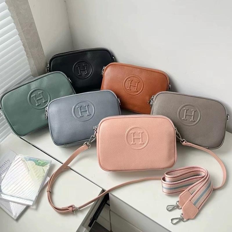 KR 韓國新款頂級真皮牛皮自然摔H鋼印字母大容量相機包-細節圖8