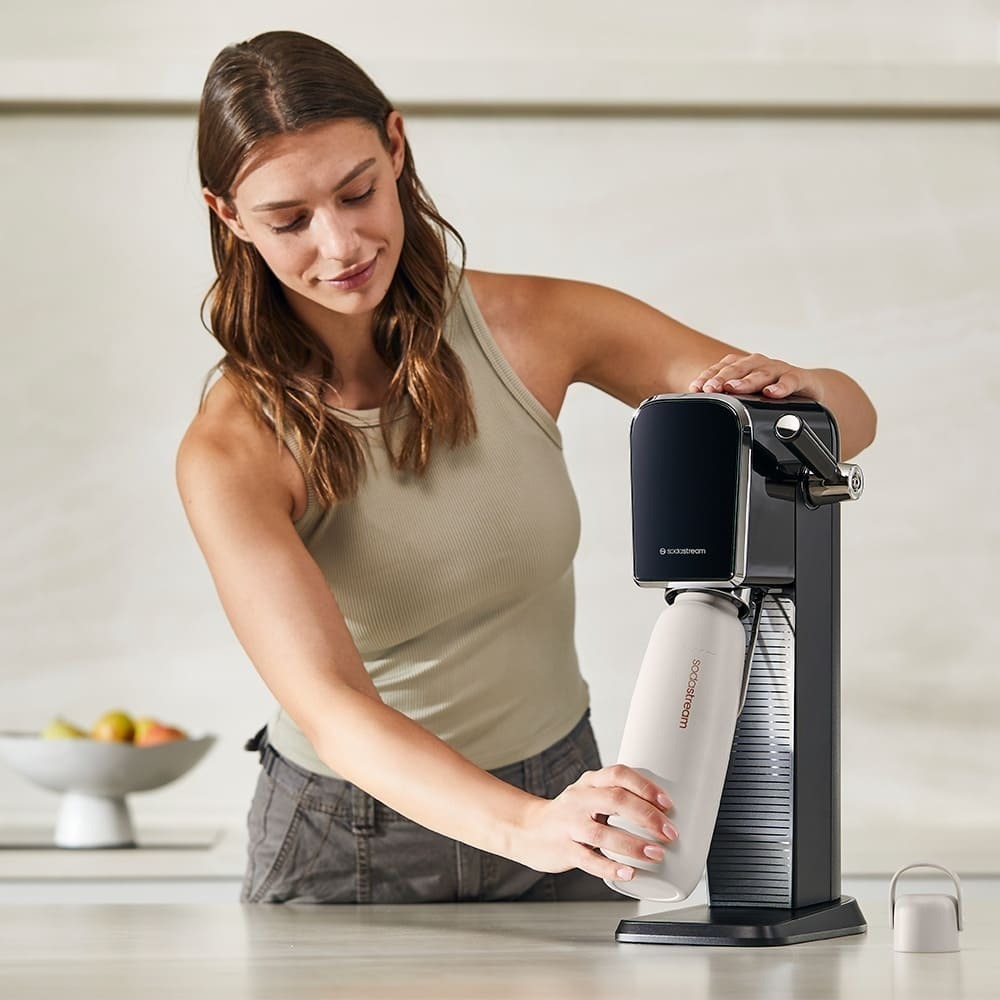 【恆隆行】SodaStream 隨我行碳酸不鏽鋼保冷瓶 (深海藍/銀月沙) 900ml (打氣使用注水上限745ml)-細節圖6