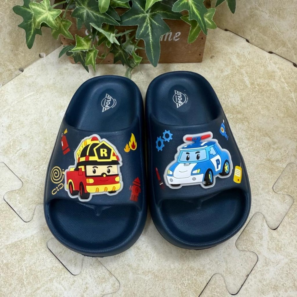 「鞋百貨」台灣製造 兒童拖鞋 兒童防水鞋 雨鞋 tomica poli 波力 室內拖鞋 多美卡-細節圖5