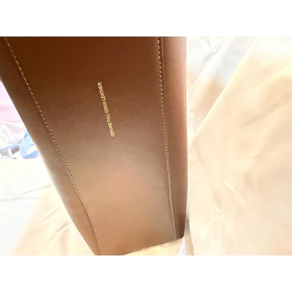 👜 COACH New York 咖啡棕色 真皮肩背包｜極簡大容量款｜現貨-細節圖9
