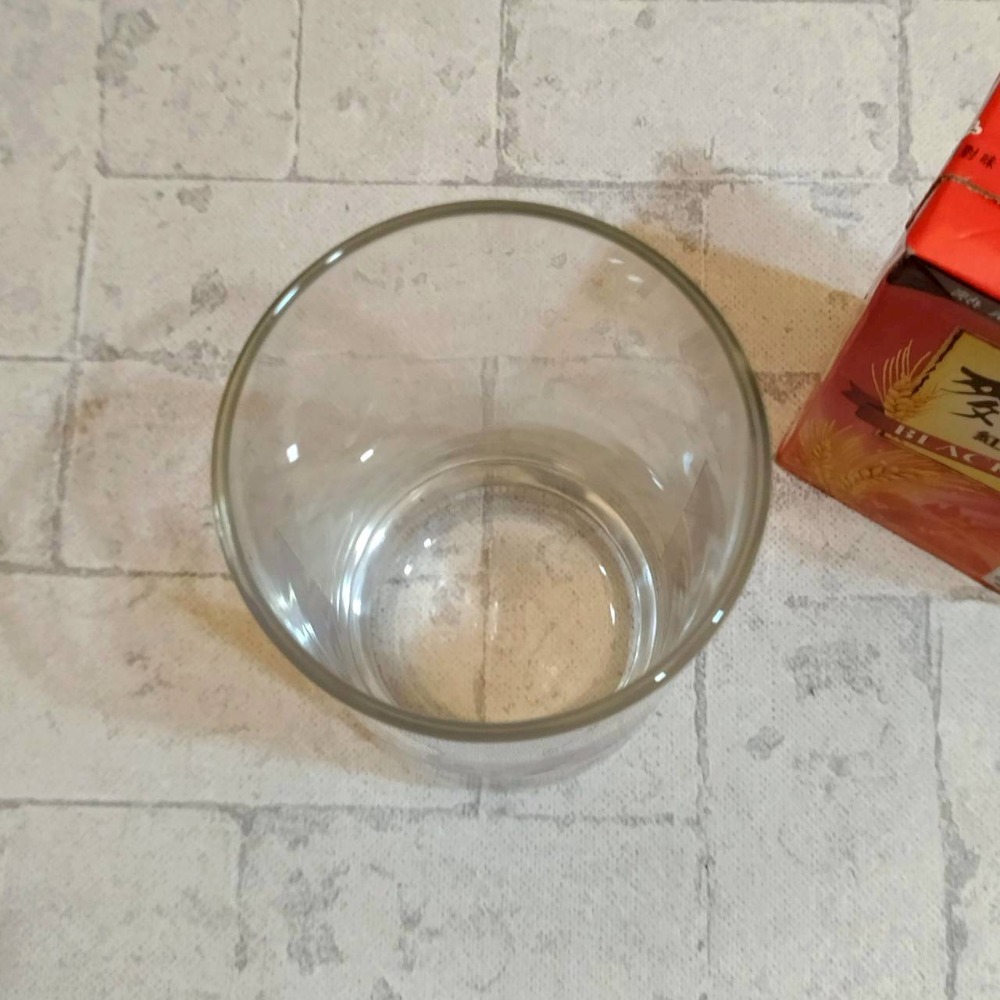 【家德小舖】阿朗基 變色 玻璃杯 貓咪汽車 370ml 全新 全家超商 15公分 阿朗基玩一夏 喝水杯 果汁杯 透明杯-細節圖3