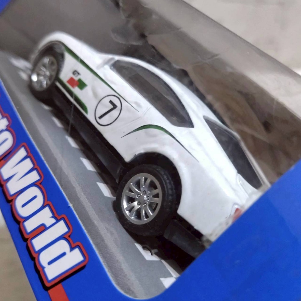 【家德小舖】BENTLEY 賓利 GT3 白色 超跑 賽車 合金 迴力車 模型 1:43 全新 10公分 玩具車 仿真-細節圖4