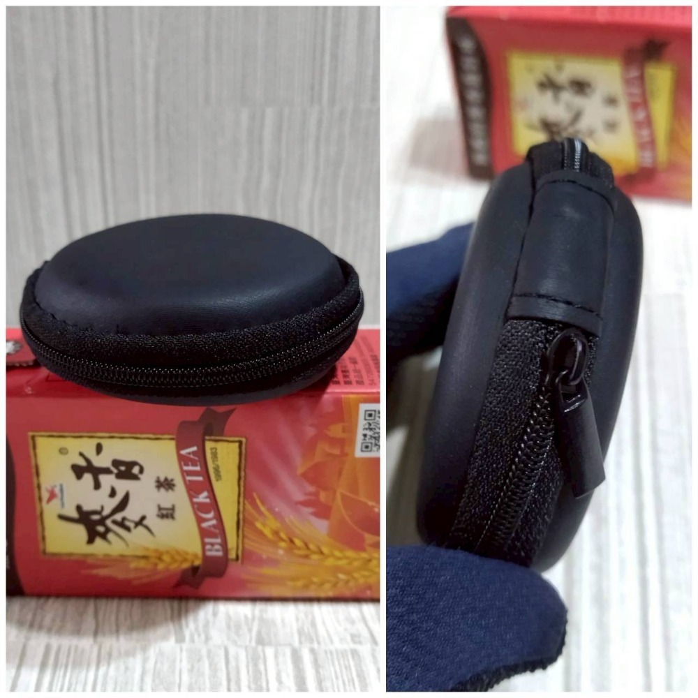 【家德小舖】黑色 耳機殼 全新 馬卡龍 硬殼 扁包 8公分 耳機 收納盒 便攜 充電線 空盒 小物盒 飾品盒 攜帶方便-細節圖3
