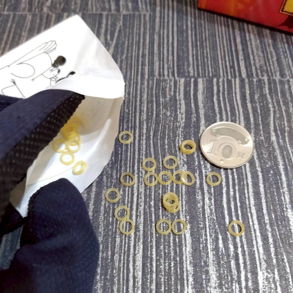 【家德小舖】迷你 橡皮圈 小型橡皮圈 約100個 0.6公分 全新 橡皮筋 堅固 耐用 袋鼠 很小 牙齒矯正橡皮筋 隱形-細節圖4
