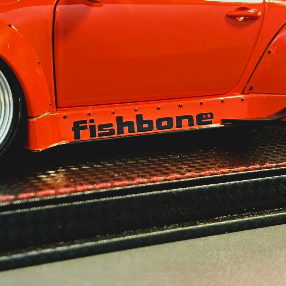 AUTO TUNNING MODEL 1/18 RWB 993 FISHBONE Red 會場限定版-細節圖7