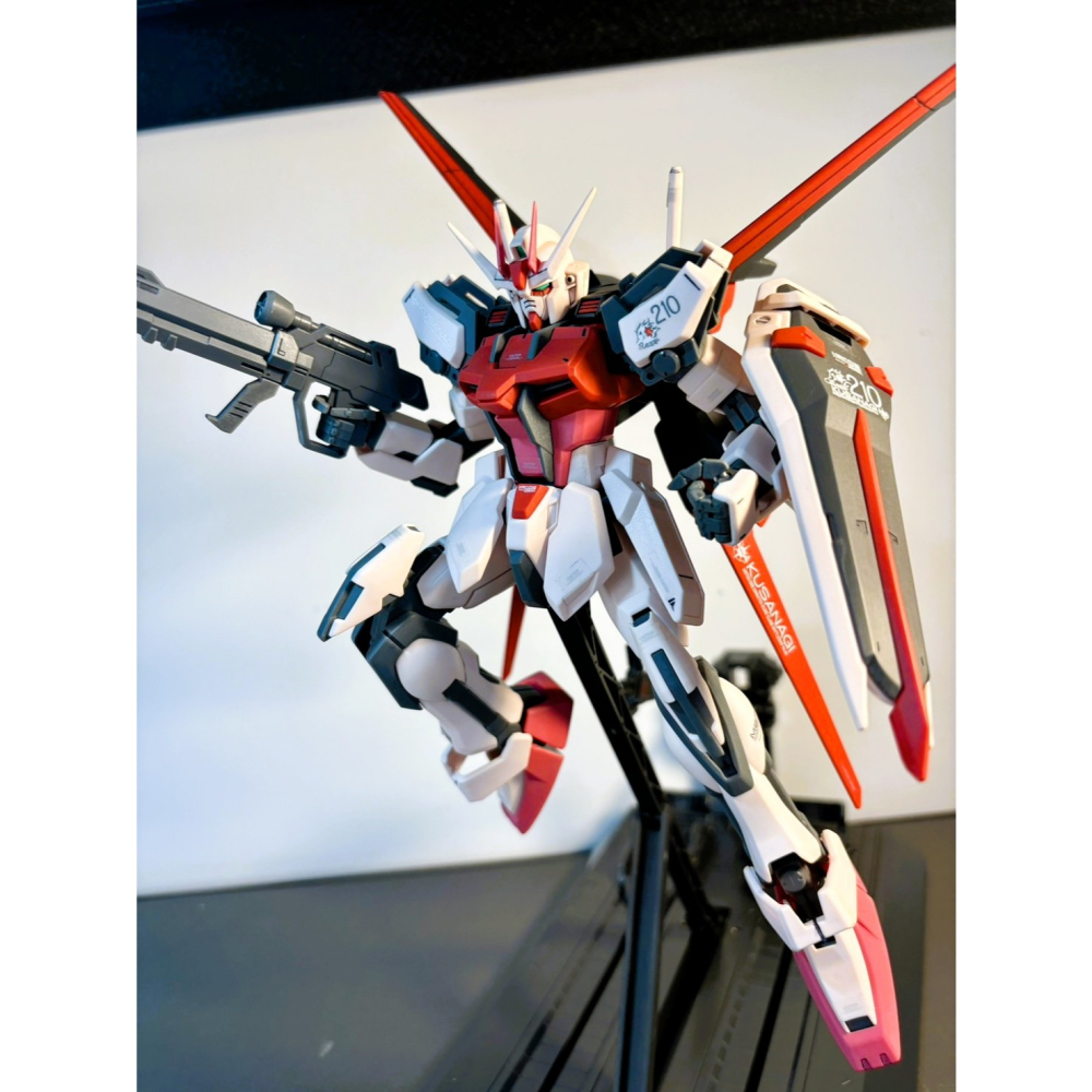 BANDAI MG 1/100 STRIKE MBF-02 STRIKE ROUGE 嫣紅鋼彈 已組裝 水貼 消光-細節圖2